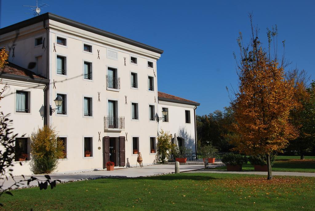 Hotel Villa Dei Carpini Oderzo Luaran gambar