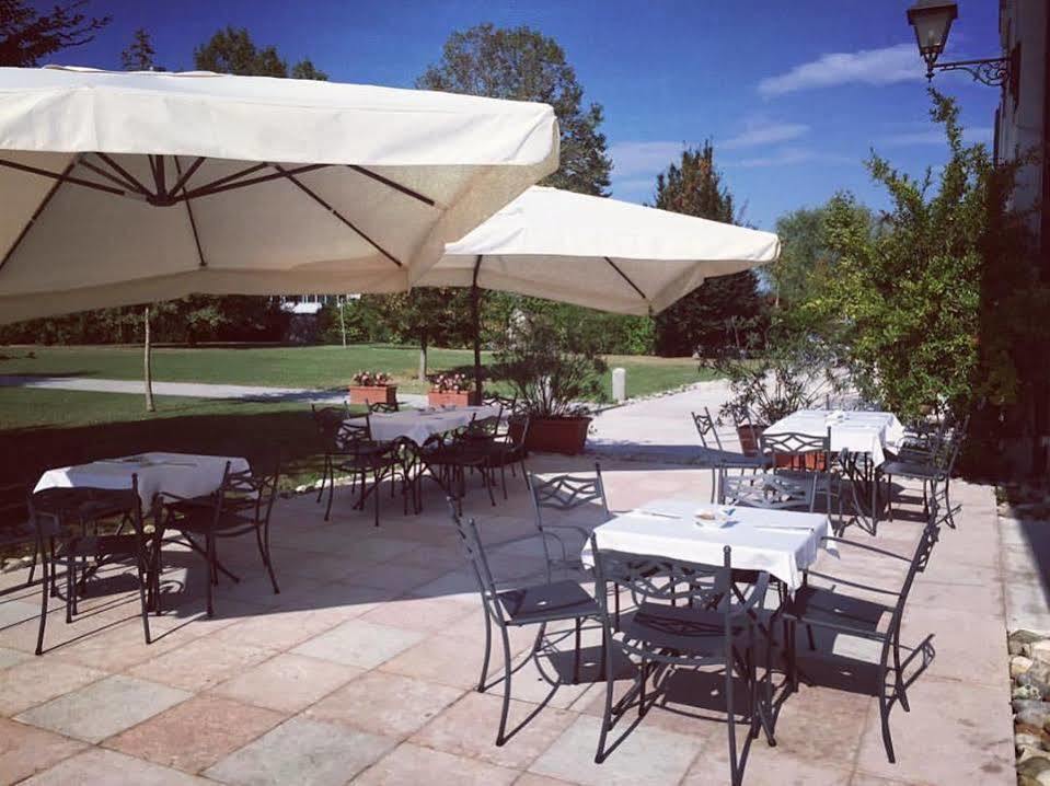 Hotel Villa Dei Carpini Oderzo Luaran gambar